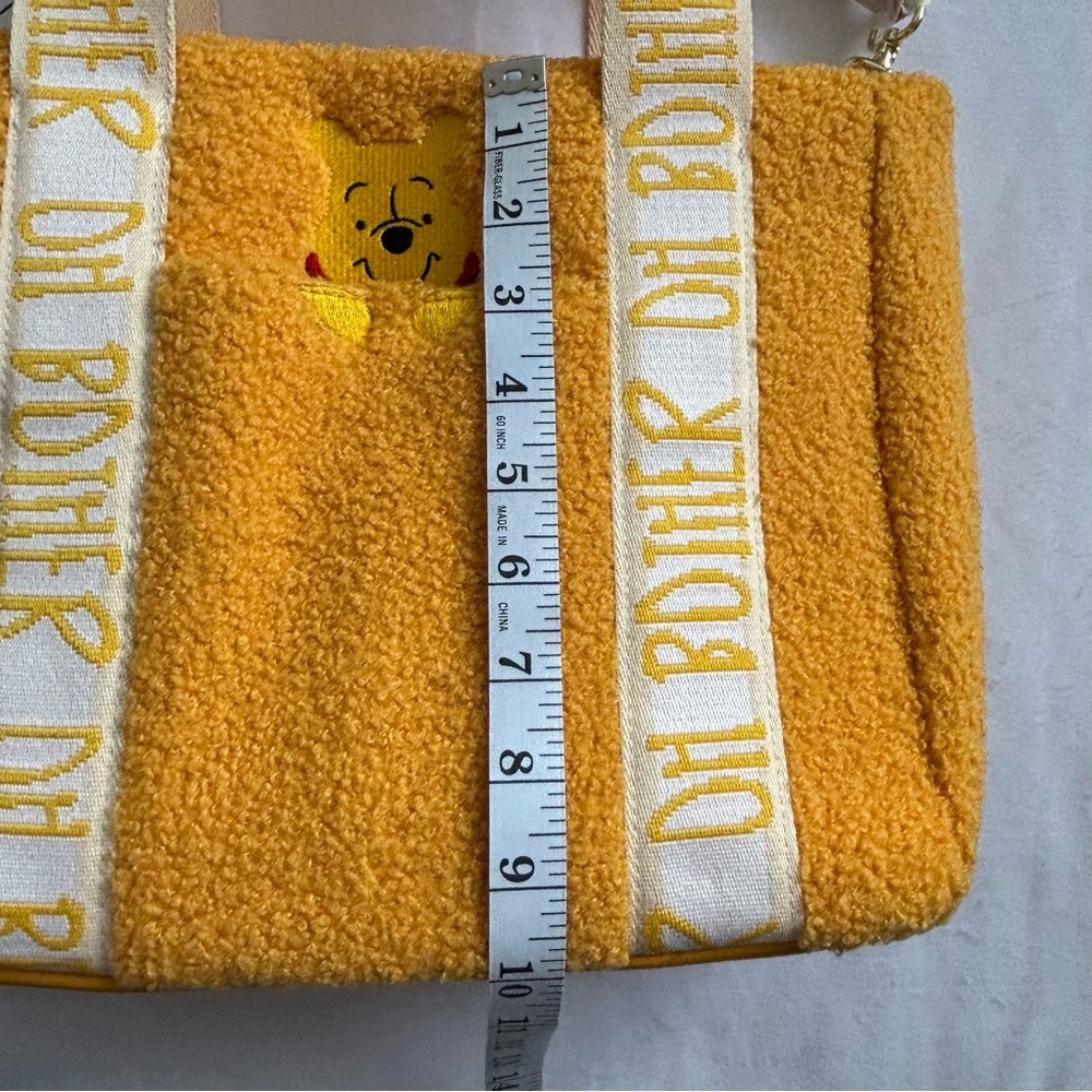 Loungefly Disney Winnie the Pooh Sherpa Zip Tote Bag With Coin Purse NWT - Picture 13 of 16